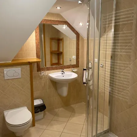 Goralskie Spanie Bed & Breakfast 3*