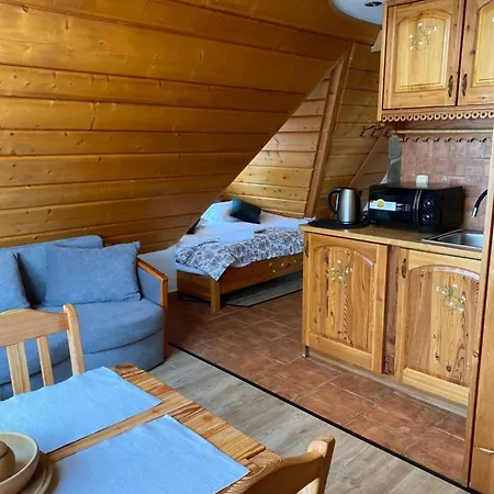 Goralskie Spanie Bed & Breakfast 3*