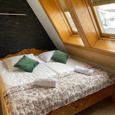 威拉格拉思琪斯帕尼住宿加早餐旅馆 扎科帕内