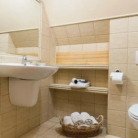 Goralskie Spanie Bed & Breakfast